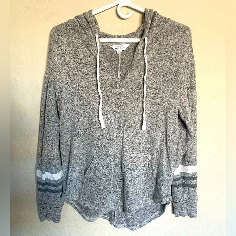 🪼 Womens Light Hoodie - Picture 1 of 4